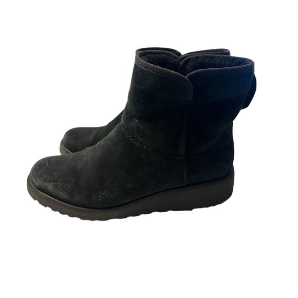 Ugg Kristin Wedge Boots •9.5• Black Suede Sheepskin Pull On Ankle 1012497 EXC - Picture 4 of 11